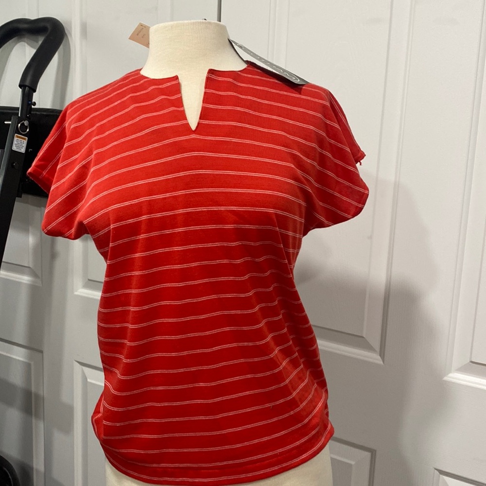 NEW WITH TAGS 🏷️ BLOUSE 👚